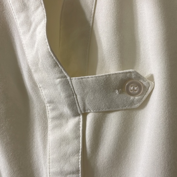 Cream three quarter sleeve open v-neck tunic size large - Picture 5 of 11